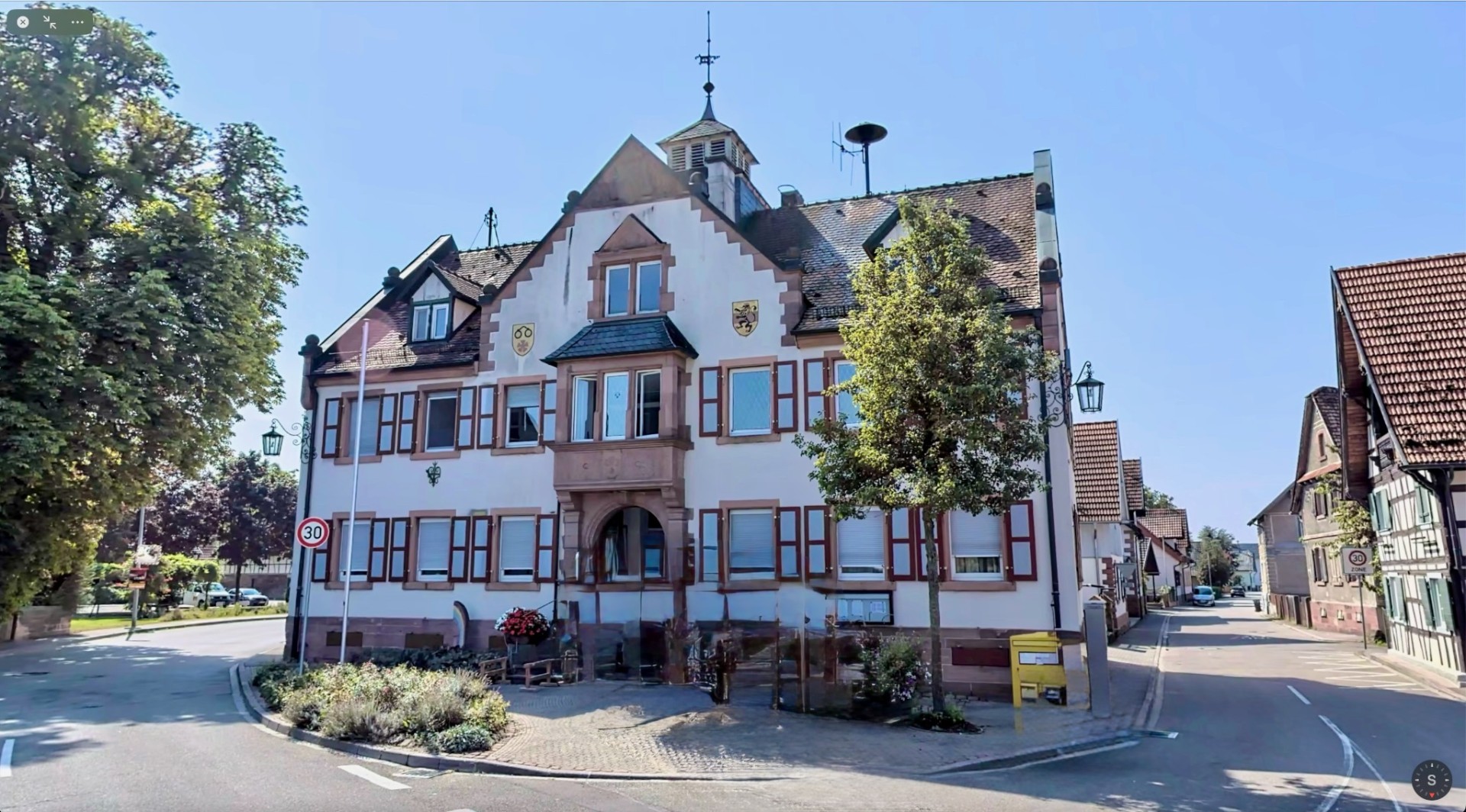 Fassadenrenovierung Rathaus in Nonnenweier